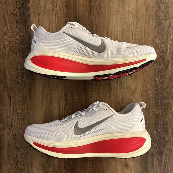 Nike Air Zoom Vomero 18 Men Size 14 Platinum Siren Red Shoes HM6803-001 main image 4